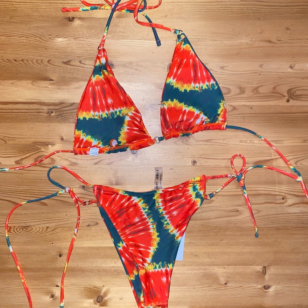Evry Jewels Green and Orange Tie-Dye Bikini Set - Picture 3 of 8